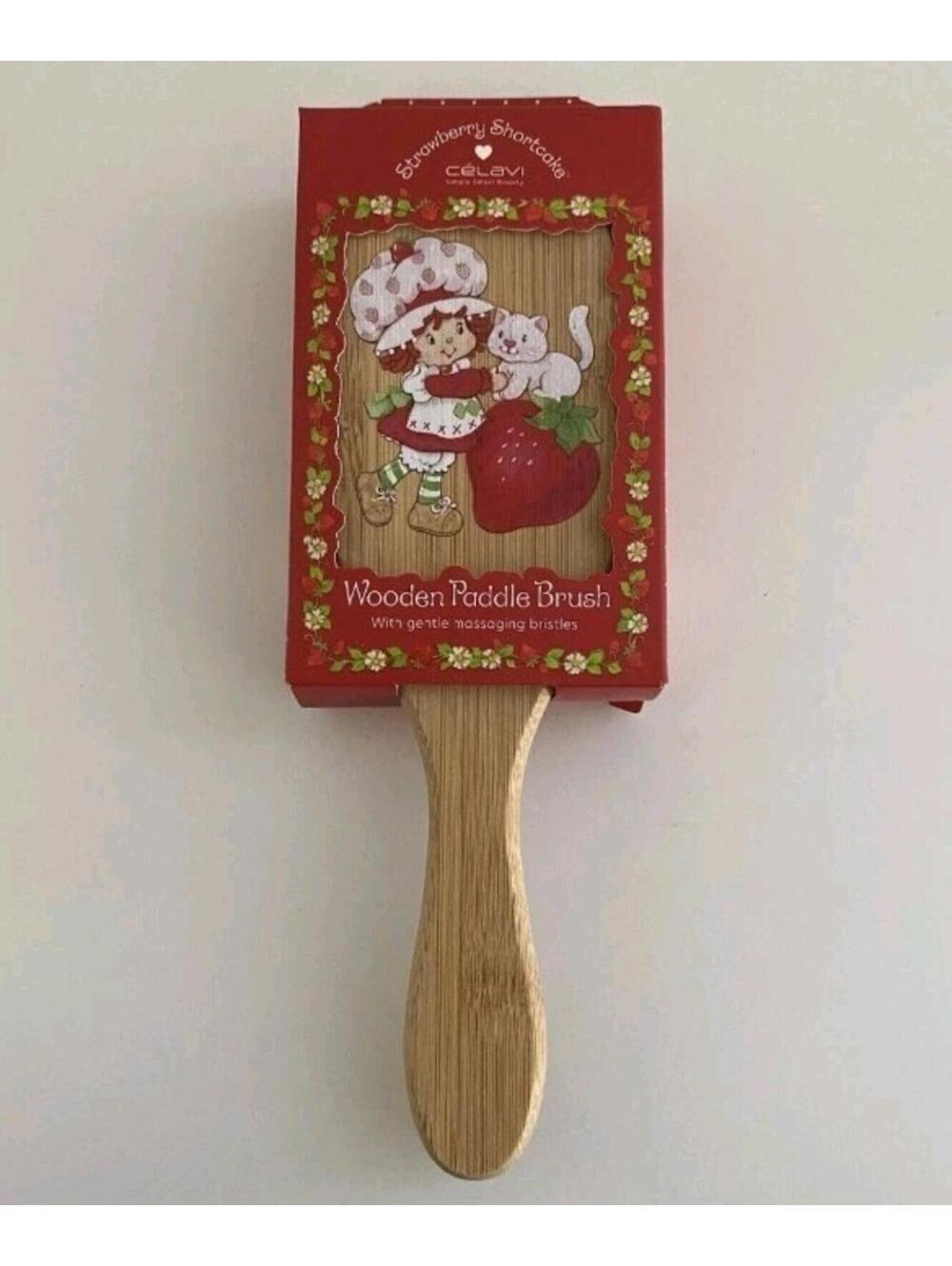 Celavi x Strawberry Shortcake w/ Cat Wooden Paddle Hair Brush Massaging Bristles